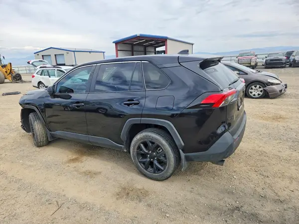 2T3H1RFV1RC267780 — 2024 Toyota RAV4, фото 2 с аукциона Copart, Передняя часть