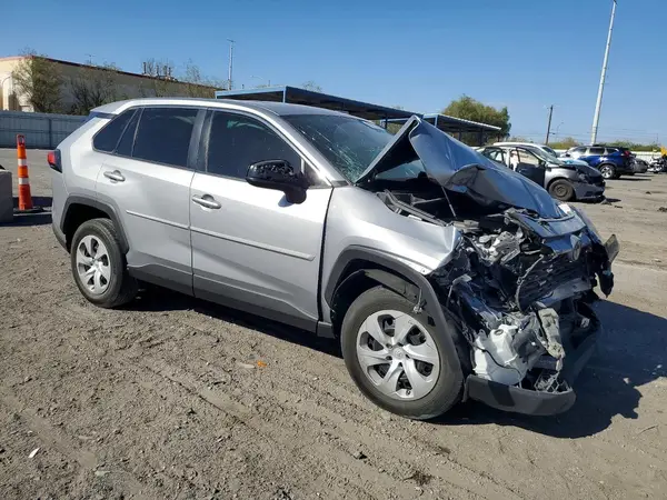 2T3F1RFV0RC407082 — 2024 Toyota RAV4, фото 4 с аукциона Copart, Передняя часть