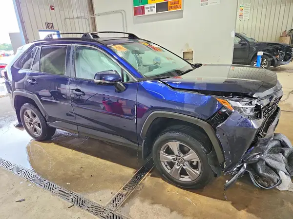 2T3P1RFV0RW437167 — 2024 Toyota RAV4, фото 4 с аукциона Copart 05.10.2026, Передняя часть