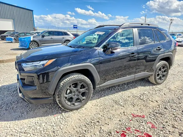 2T3S1RFV7RW444238 — 2024 Toyota RAV4, Боковая часть (Side), фото до ремонта