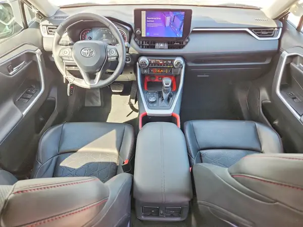 2T3S1RFV7RW444238 — 2024 Toyota RAV4, Боковая часть (Side), фото до ремонта