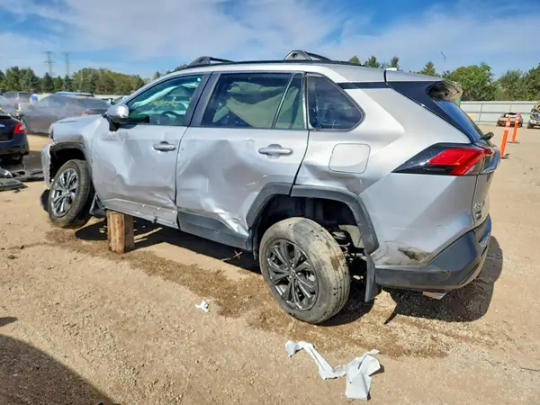 2T3B6RFV6RW062459 — 2024 Toyota RAV4, фото 2 с аукциона Copart, Передняя часть