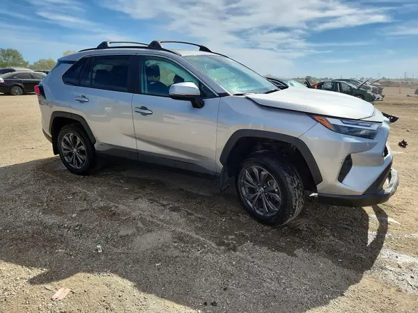 2T3B6RFV6RW062459 — 2024 Toyota RAV4, фото 4 с аукциона Copart, Передняя часть