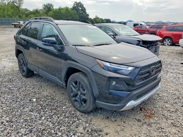 2T3J1RFV2RW466868 — 2024 Toyota RAV4, фото 4 с аукциона Copart 06.10.2026, Боковая часть