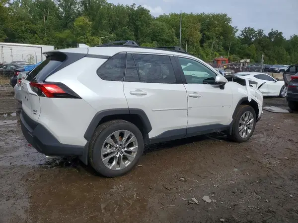 2T3A1RFV1RW466893 — 2024 Toyota RAV4, фото 3 с аукциона Copart 06.10.2026, Передняя часть
