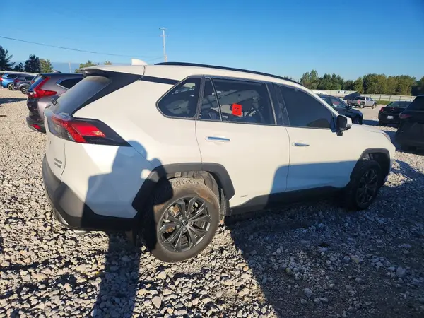 JTMD6RFV1RJ048797 — 2024 Toyota RAV4, фото 3 с аукциона Copart, Боковая часть