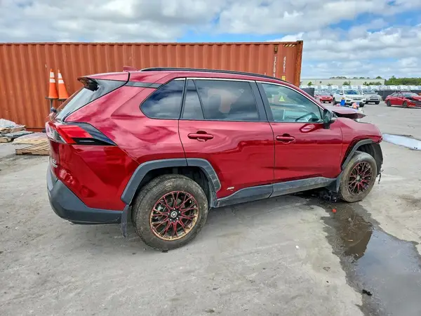 2T3RWRFV6RW245570 — 2024 Toyota RAV4, фото 3 с аукциона Copart, Передняя часть
