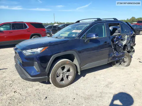 2T3W1RFV8RW354288 — 2024 Toyota RAV4, Задняя часть, фото до ремонта