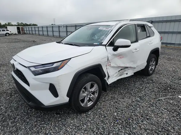 2T3W1RFV8SW421526 Toyota RAV4 2025 — повреждение Боковая часть, фото до ремонта