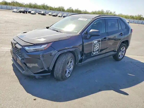 JTMLWRFVXSD300546 — 2025 Toyota RAV4, Передняя часть (Front End), фото до ремонта