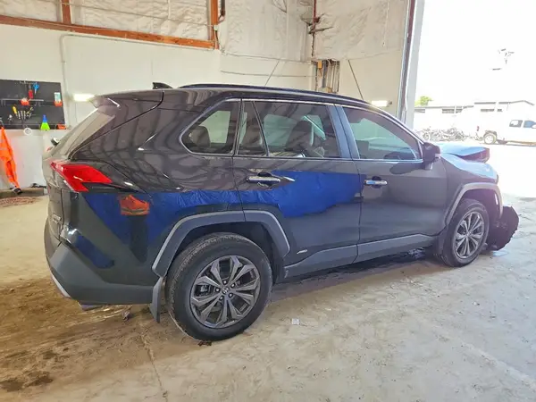 4T3D6RFV7SU187355 — 2025 Toyota RAV4, фото 3 с аукциона Copart, Передняя часть
