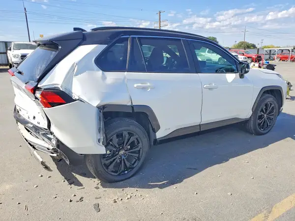 4T3E6RFV3SU184781 — 2025 Toyota RAV4, фото 3 с аукциона Copart, Задняя часть