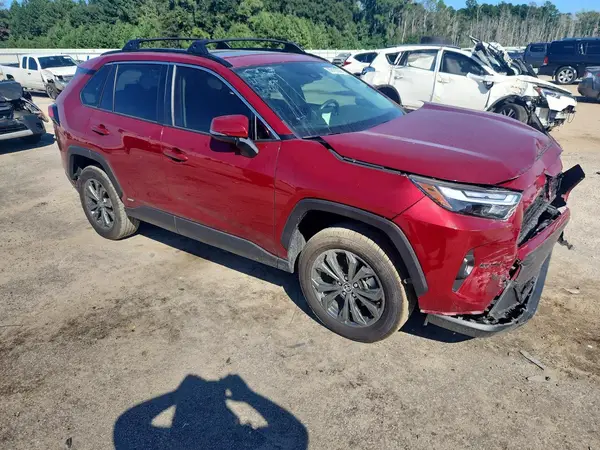 JTMB6RFV3SD156544 — 2025 Toyota RAV4, фото 4 с аукциона Copart, Передняя часть