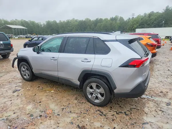 4T3LWRFV8SU186968 — 2025 Toyota RAV4, фото 2 с аукциона Copart, Передняя часть