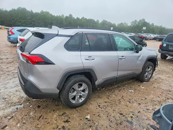 4T3LWRFV8SU186968 — 2025 Toyota RAV4, фото 3 с аукциона Copart, Передняя часть
