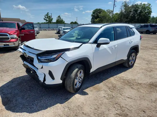 2T3W1RFV0SC315119 — 2025 Toyota RAV4, Передняя часть (Front End), фото до ремонта
