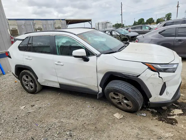 2T3W1RFV7SW402479 — 2025 Toyota RAV4, фото 4 с аукциона Copart, Передняя часть