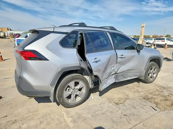 JTMLWRFV5SD355695 — 2025 Toyota RAV4, фото 3 с аукциона Copart, Боковая часть