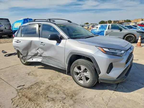 JTMLWRFV5SD355695 — 2025 Toyota RAV4, фото 4 с аукциона Copart, Боковая часть