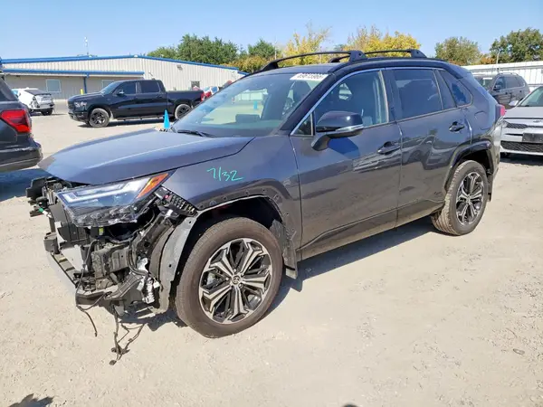 JTMEB3FV9SD268397 — 2025 Toyota RAV4, Передняя часть (Front End), фото до ремонта