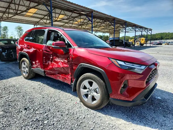 2T3W1RFVXSW375133 — 2025 Toyota RAV4, фото 4 с аукциона Copart, Опрокидывание