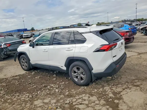 JTMMWRFV0SD319658 — 2025 Toyota RAV4, фото 2 с аукциона Copart 13.10.2026, Передняя часть
