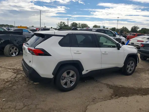 JTMMWRFV0SD319658 — 2025 Toyota RAV4, фото 3 с аукциона Copart 13.10.2026, Передняя часть