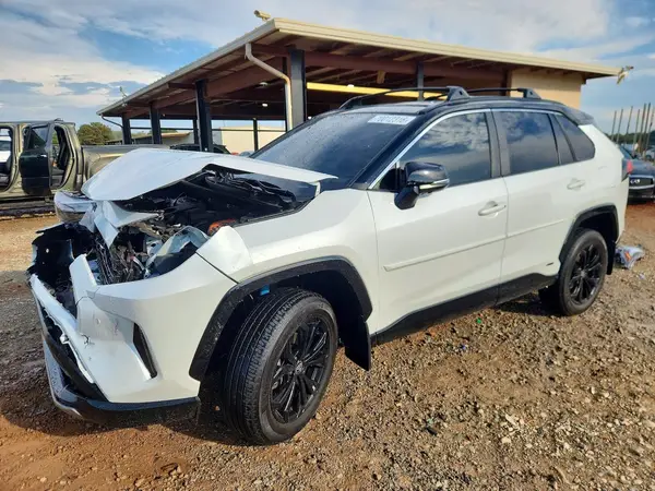 4T3E6RFV1SU198274 — 2025 Toyota RAV4, Передняя часть (Front End), фото до ремонта