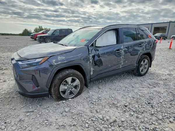 2T3P1RFV7SW554010 — 2025 Toyota RAV4, Боковая часть (Side), фото до ремонта