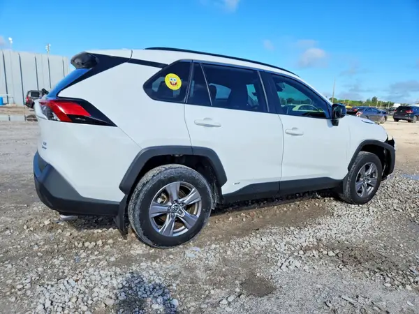 JTMLWRFV0SD594507 — 2025 Toyota RAV4, фото 3 с аукциона Copart, Передняя часть