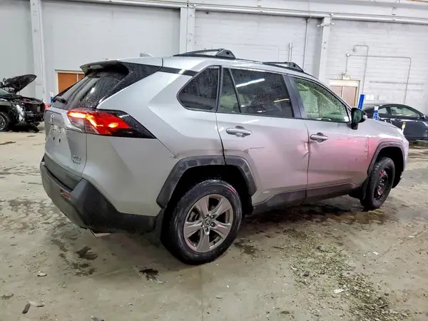 JTMRWRFV8SJ085146 — 2025 Toyota RAV4, фото 3 с аукциона Copart 14.10.2026, Боковая часть
