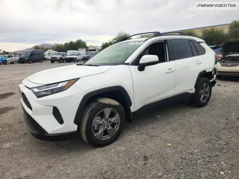 JTMRWRFV5SD317538 — 2025 Toyota RAV4, Задняя часть, фото до ремонта