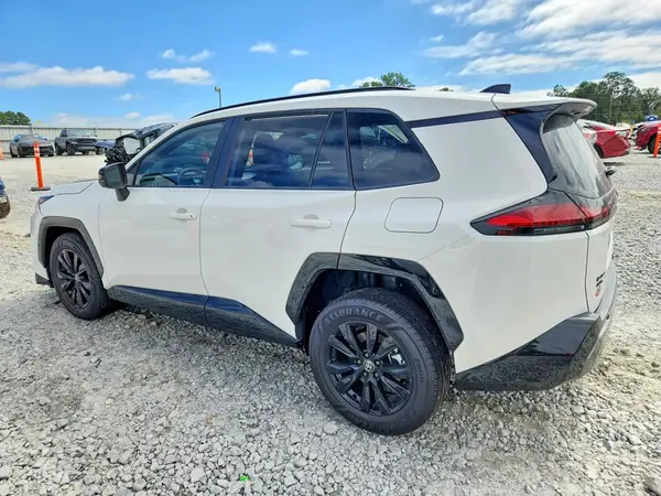 JTM7ERAV9TJ030613 — 2026 Toyota RAV4, фото 2 с аукциона Copart, Передняя часть