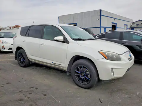 2T3YL4DV6EW002474 — 2014 Toyota RAV4 EV, фото 4 с аукциона Copart 14.10.2026, Боковая часть
