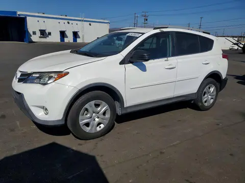 2T3ZFREV5EW121494 — 2014 Toyota RAV4, Задняя часть (Rear End), фото до ремонта