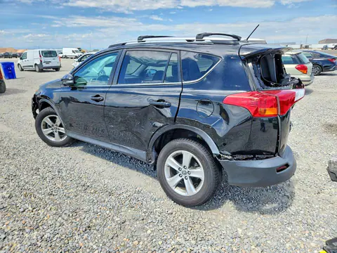 2015 Toyota RAV4 VIN 2T3RFREV0FW395784 фото 2