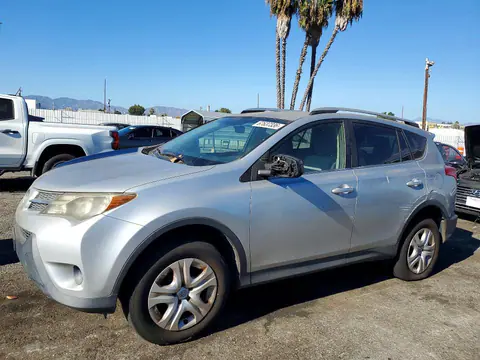 JTMZFREV8FJ025603 — 2015 Toyota RAV4, Мелкие вмятины и царапины (Minor Dent/Scratches), фото до ремонта