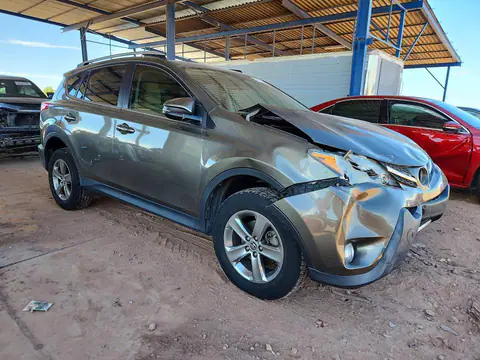 JTMWFREV8FD072017 — 2015 Toyota RAV4, фото 4 с аукциона Copart 13.10.2026, Передняя часть