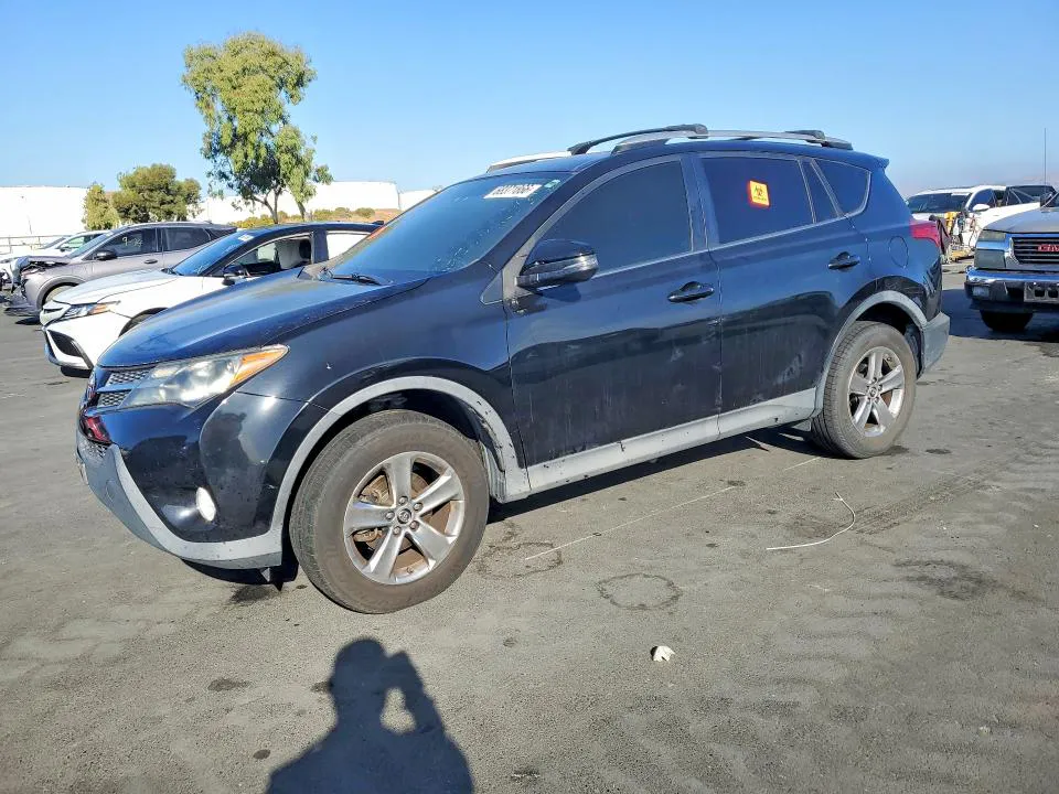 2015 Toyota RAV4 VIN 2T3WFREV0FW171529 фото 1
