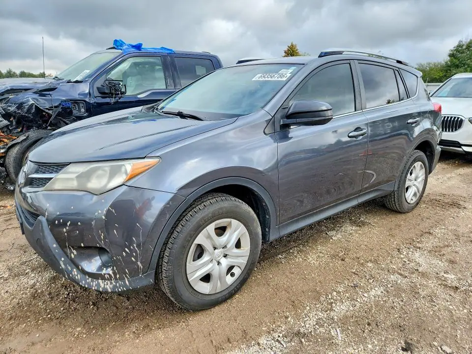 JTMZFREVXFD058097 Toyota RAV4 2015 — повреждение Механические повреждения, фото до ремонта