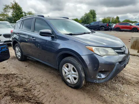 JTMZFREVXFD058097 — 2015 Toyota RAV4, фото 4 с аукциона Copart 06.10.2026, Механические повреждения
