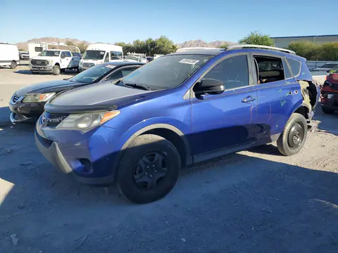2T3BFREV3FW314651 — 2015 Toyota RAV4, Задняя часть (Rear End), фото до ремонта