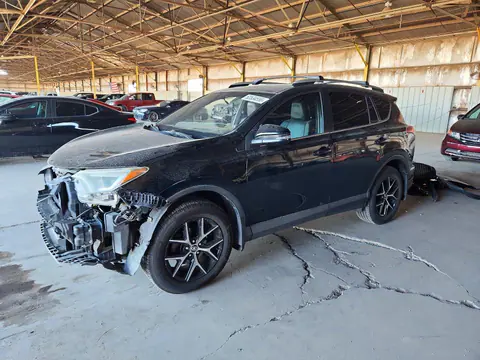 2T3NFREV0GW304075 — 2016 Toyota RAV4, Передняя часть (Front End), фото до ремонта