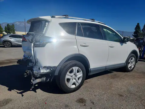 JTMZFREVXGD086404 — 2016 Toyota RAV4, фото 3 с аукциона Copart 29.09.2026, Задняя часть