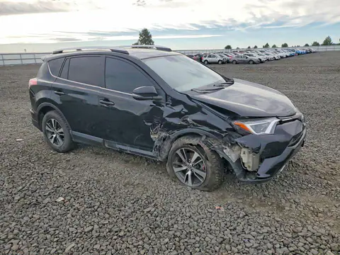 2T3RFREV8GW490630 — 2016 Toyota RAV4, фото 4 с аукциона Copart 30.09.2026, Передняя часть