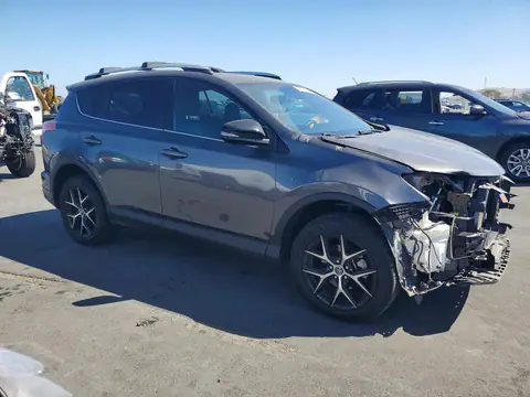 2T3NFREV3GW274764 — 2016 Toyota RAV4, фото 4 с аукциона Copart 14.10.2026, Передняя часть