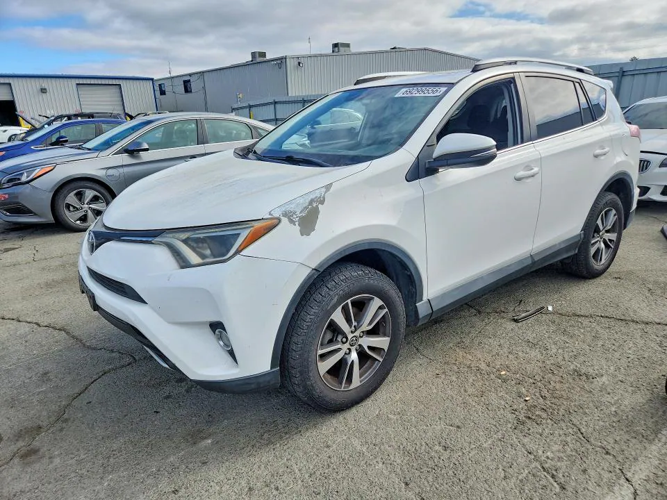 2016 Toyota RAV4 VIN 2T3WFREV3GW263235 фото 1