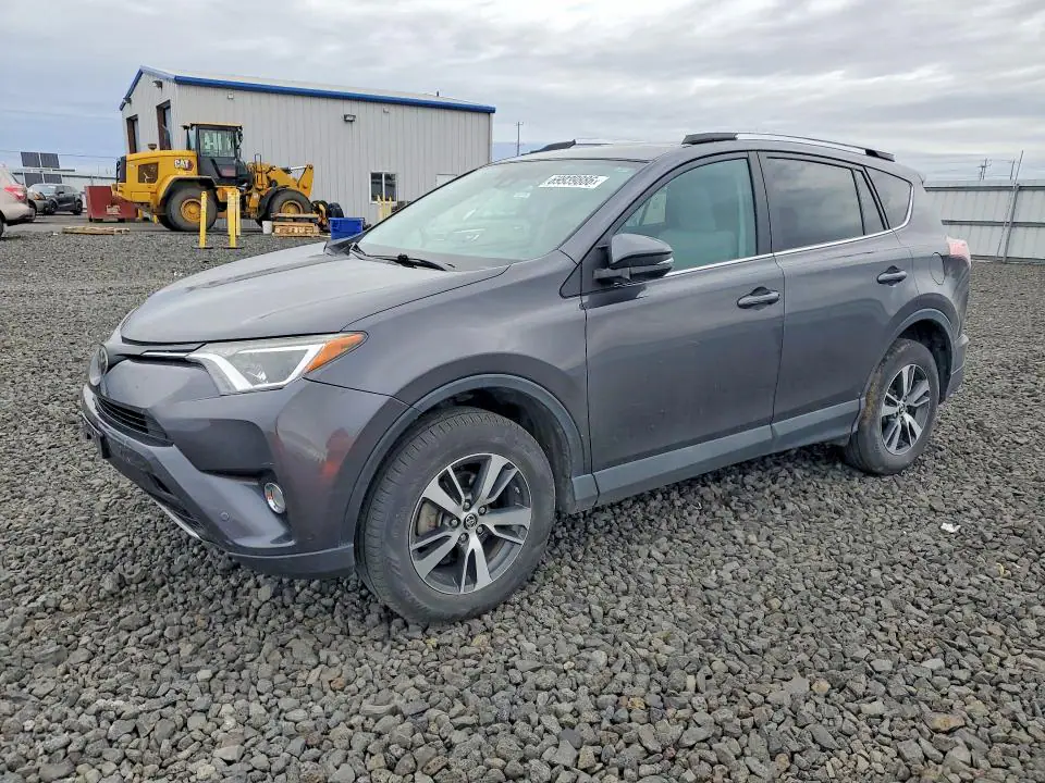 2T3RFREV6GW452037 Toyota RAV4 2016 — повреждение Боковая часть, фото до ремонта