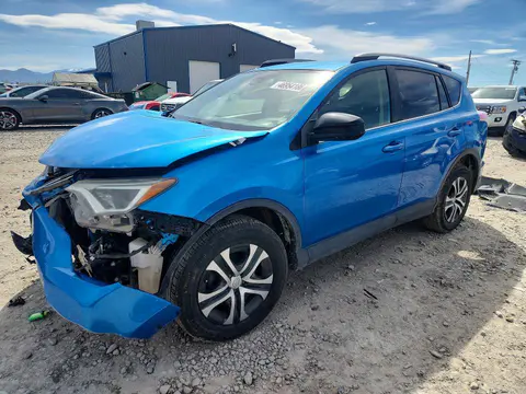 JTMBFREVXHD209220 — 2017 Toyota RAV4, Передняя часть (Front End), фото до ремонта