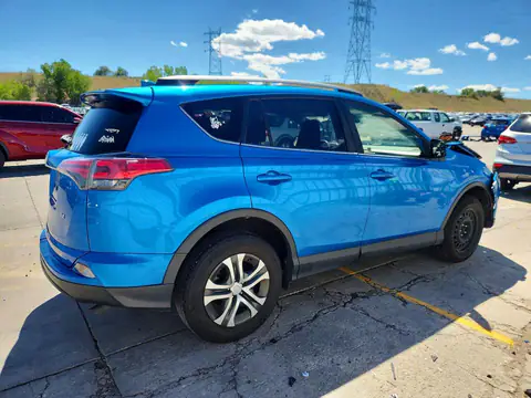 JTMZFREV2HJ124145 — 2017 Toyota RAV4, фото 3 с аукциона Copart 30.09.2026, Передняя часть